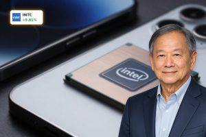 Intel Apple Foundry concept with advanced chips symbolizing US-based semiconductor production shift