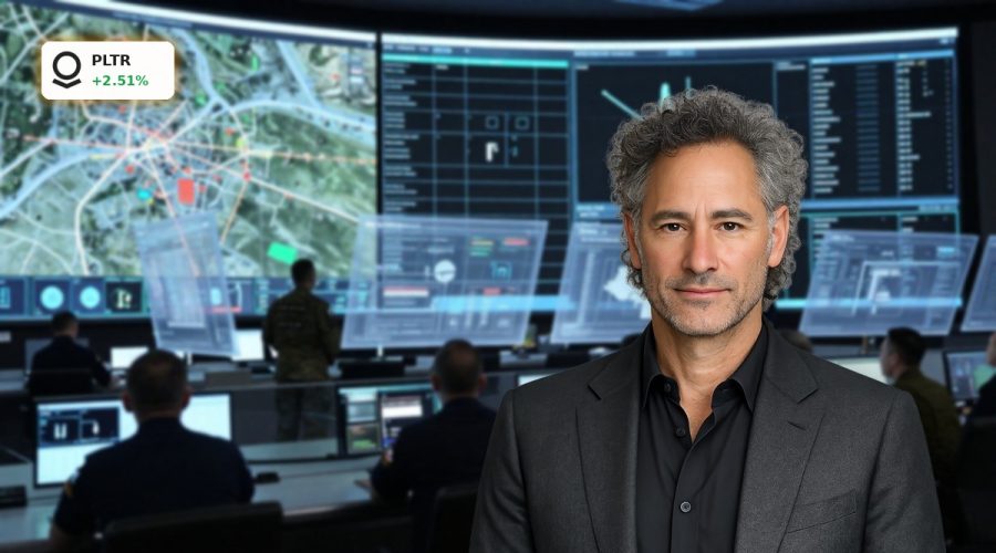 Pentagon command center using Palantir AI Defense Strategy for real-time battlefield analytics