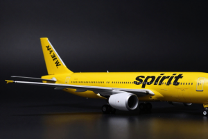 Grounded yellow jet symbolizing Spirit Airlines Shutdown and failed $500m rescue