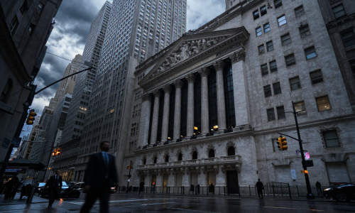 Wall Street financial district at dusk symbolizing fragile late-cycle Stock rally